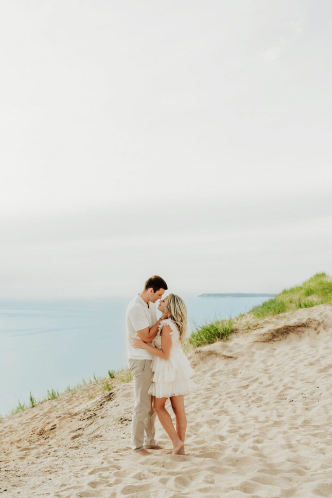 a guide on getting married at sleeping bear dunes 
