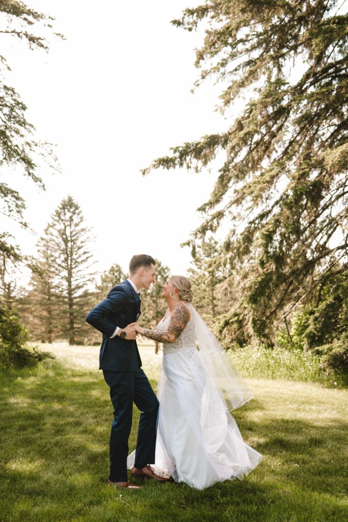 how to budget your michigan wedding
