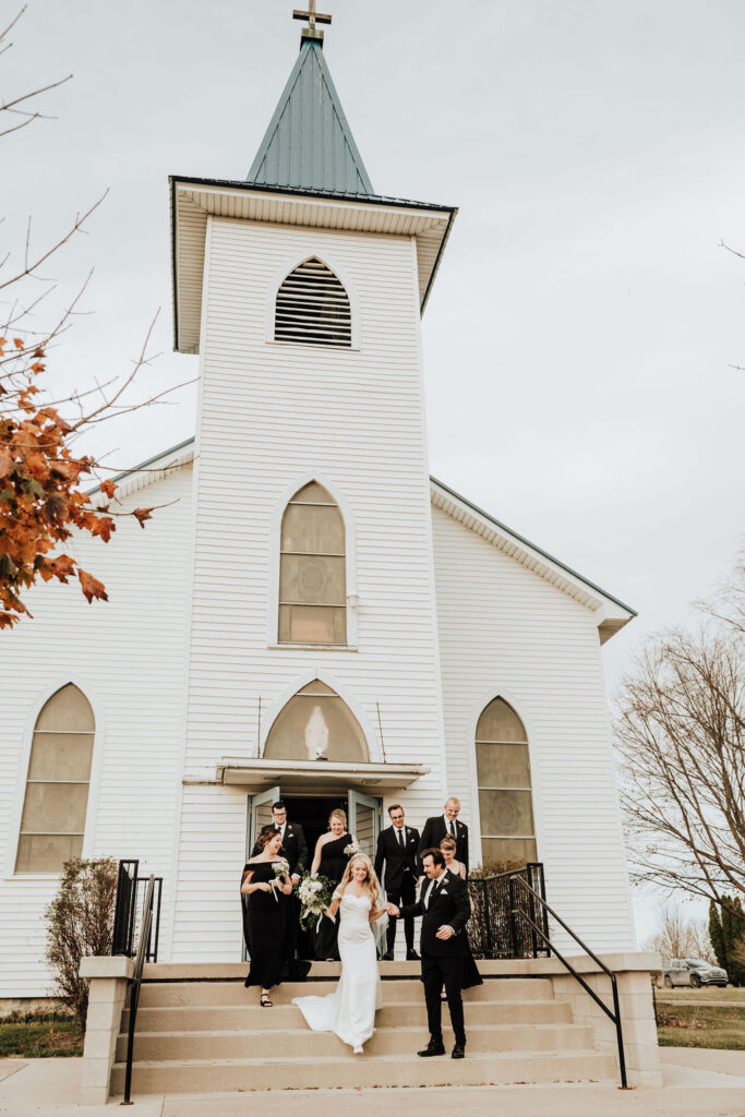 planning a micro wedding in traverse city, Michigan 