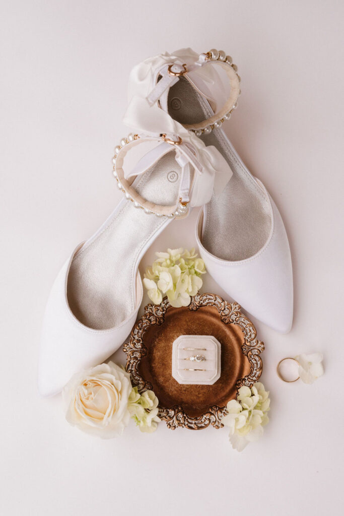micro wedding in traverse city michigan