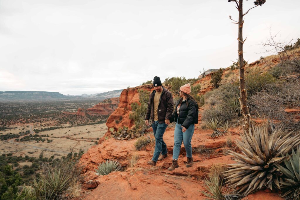 sedona hiking - couples photography 