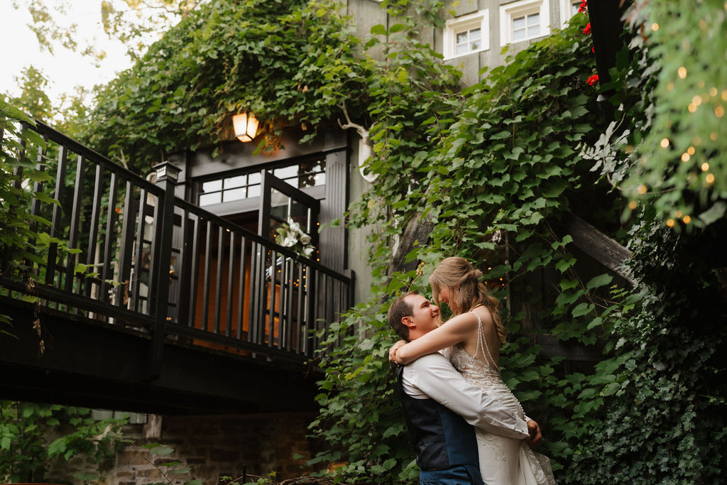 wedding at willowbrook mill in northport michigan 