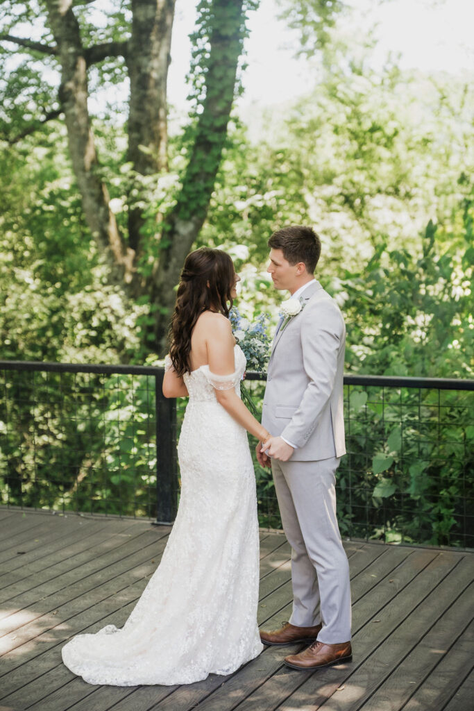 large weddings that feel intimate